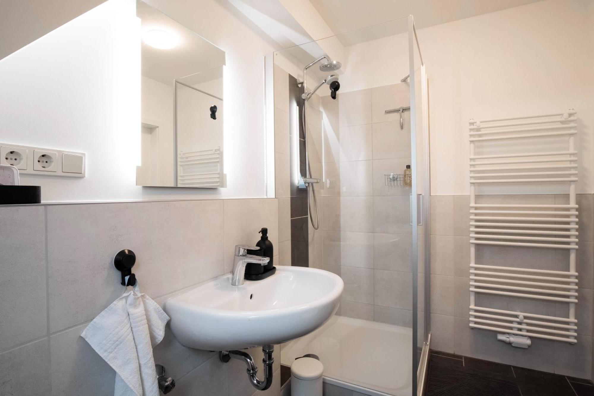 Moderne Wohnung - Naehe Messe / Flughafen Lohmar Zewnętrze zdjęcie